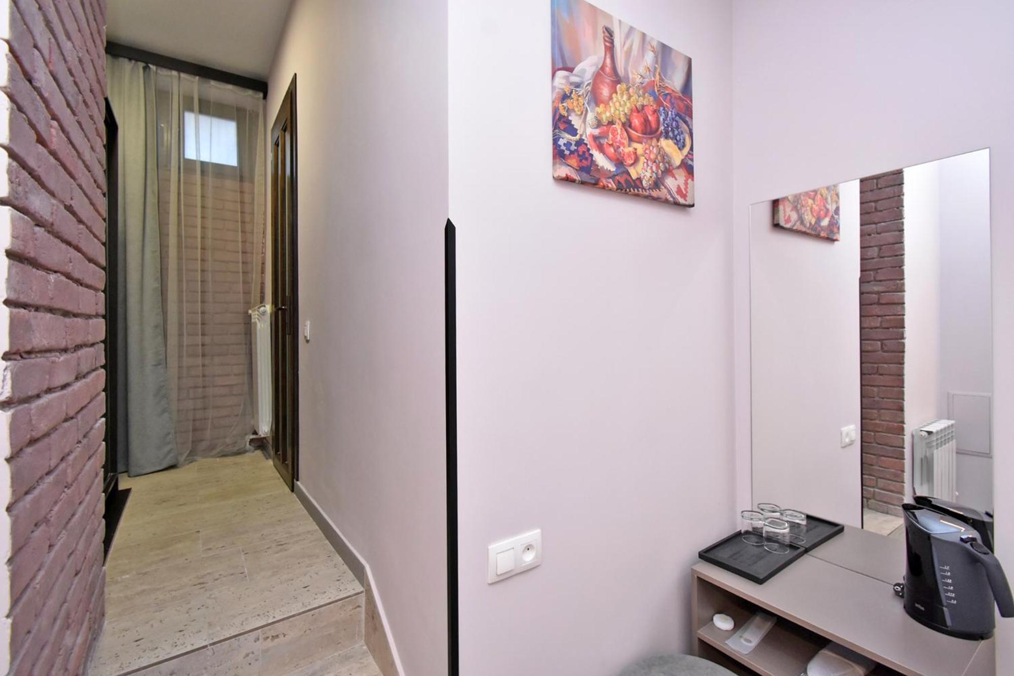 Avenue 23 Boutique Hotel Erevan Esterno foto