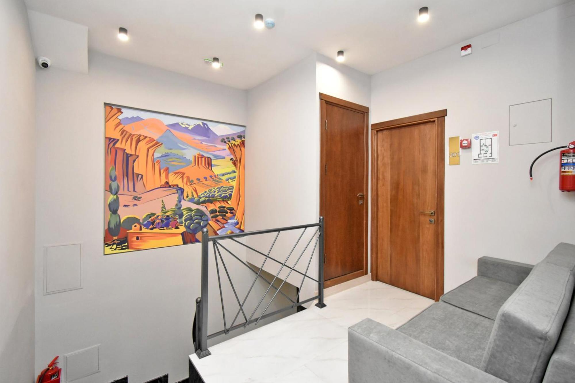 Avenue 23 Boutique Hotel Erevan Esterno foto