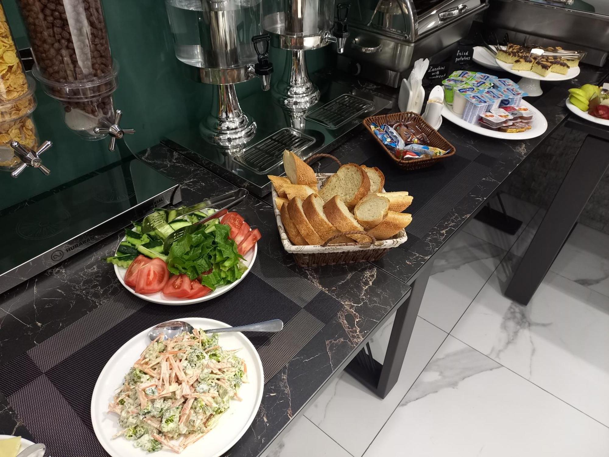 Avenue 23 Boutique Hotel Erevan Esterno foto