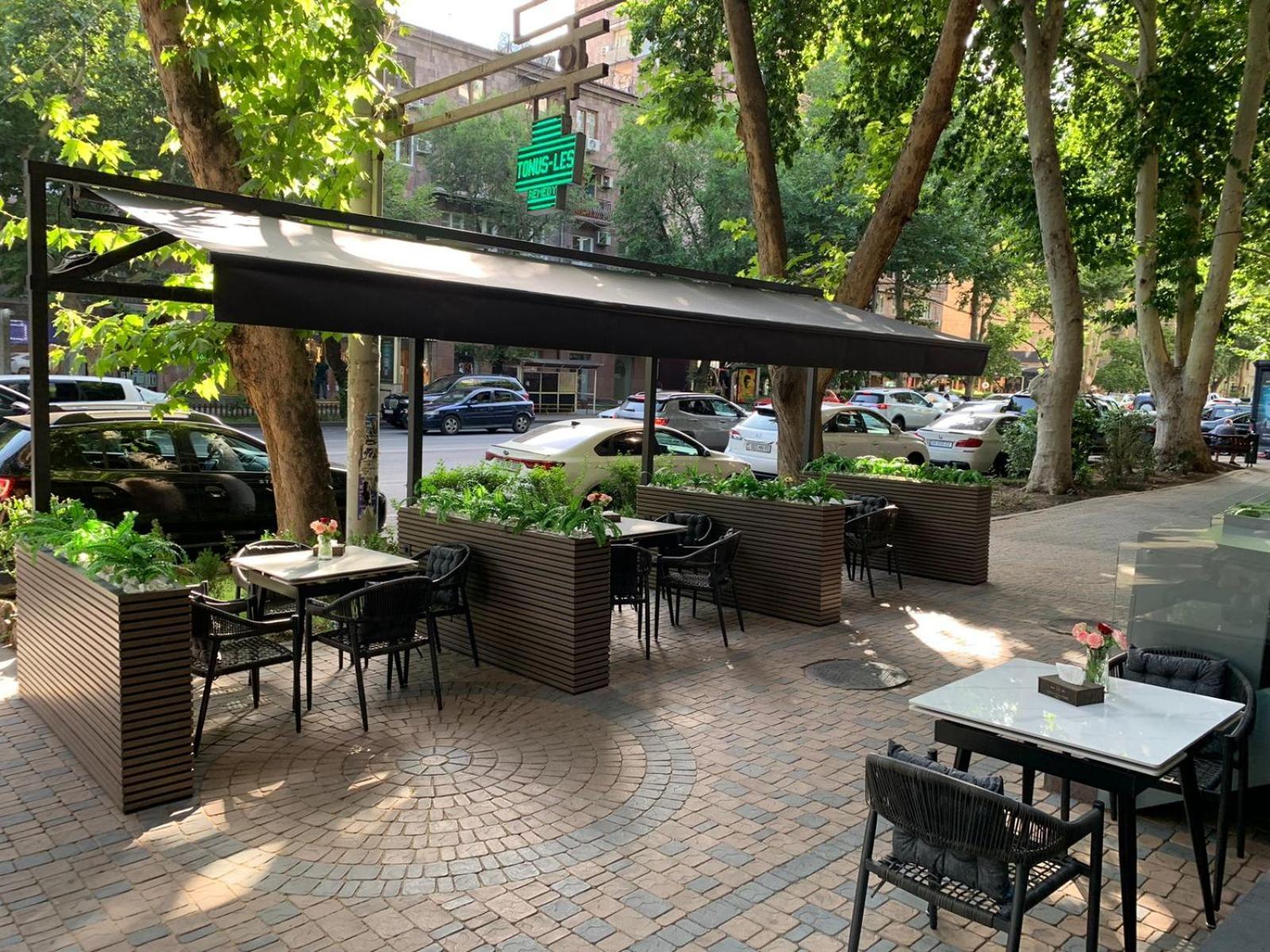 Avenue 23 Boutique Hotel Erevan Esterno foto